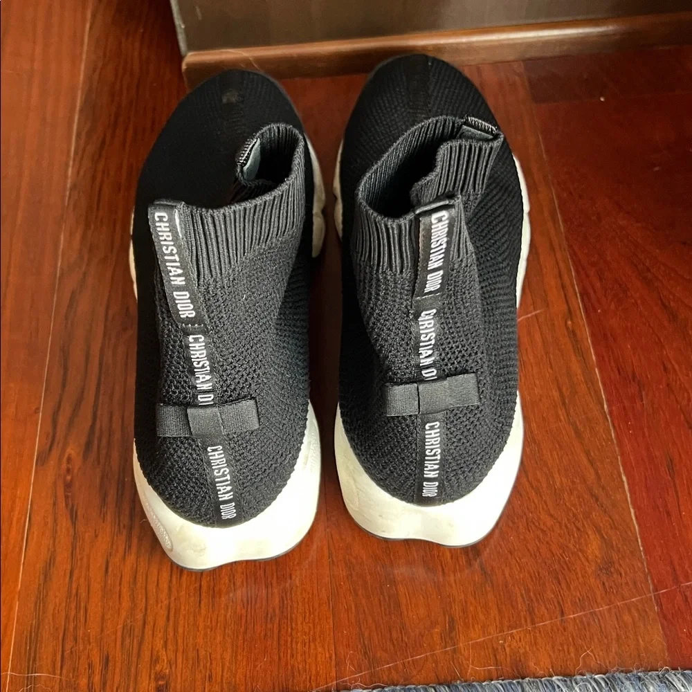 Dior Black and White High-Top Sneakers - Picture 2 of 7